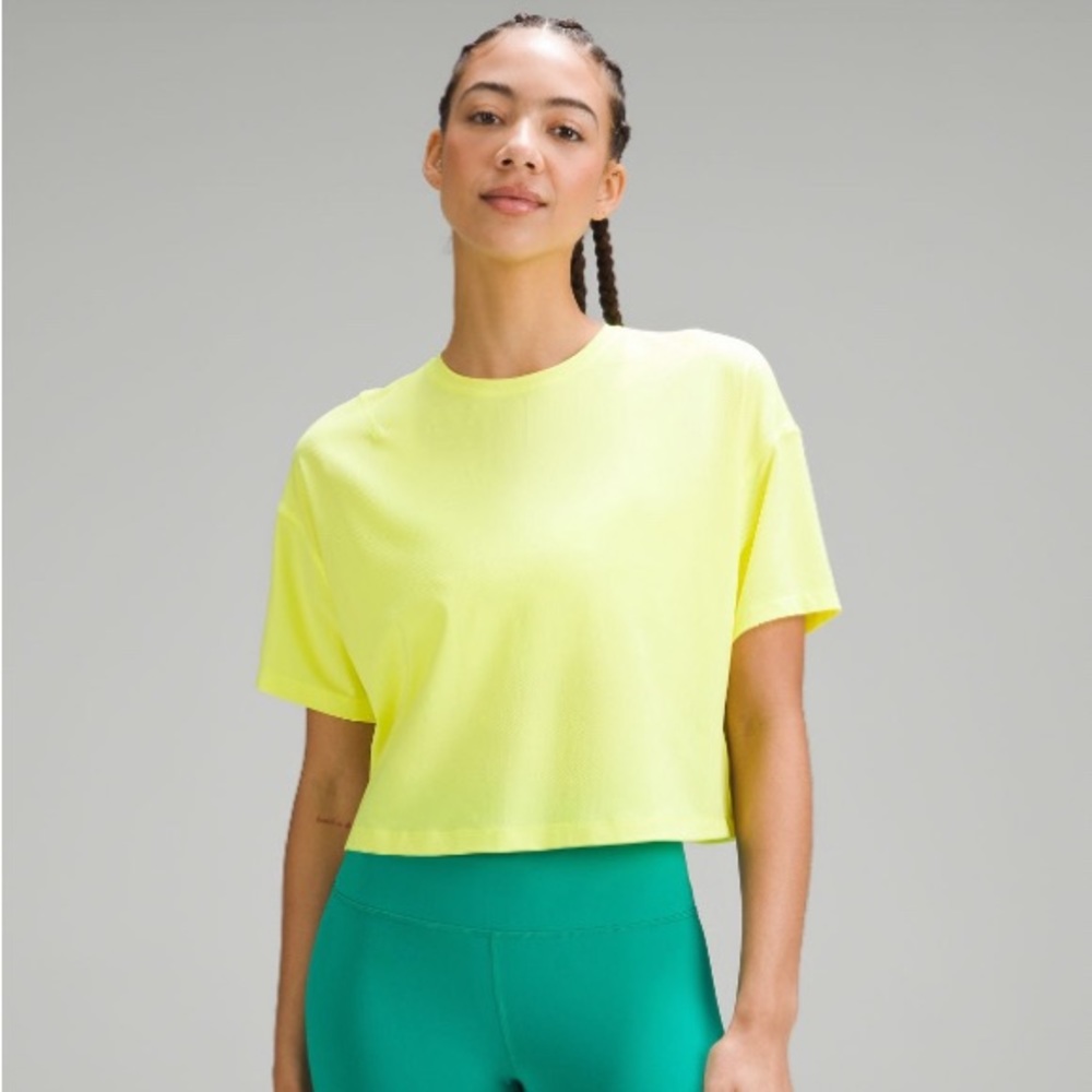 Lemon-lime swiftly cropped loose short sleeve shirt